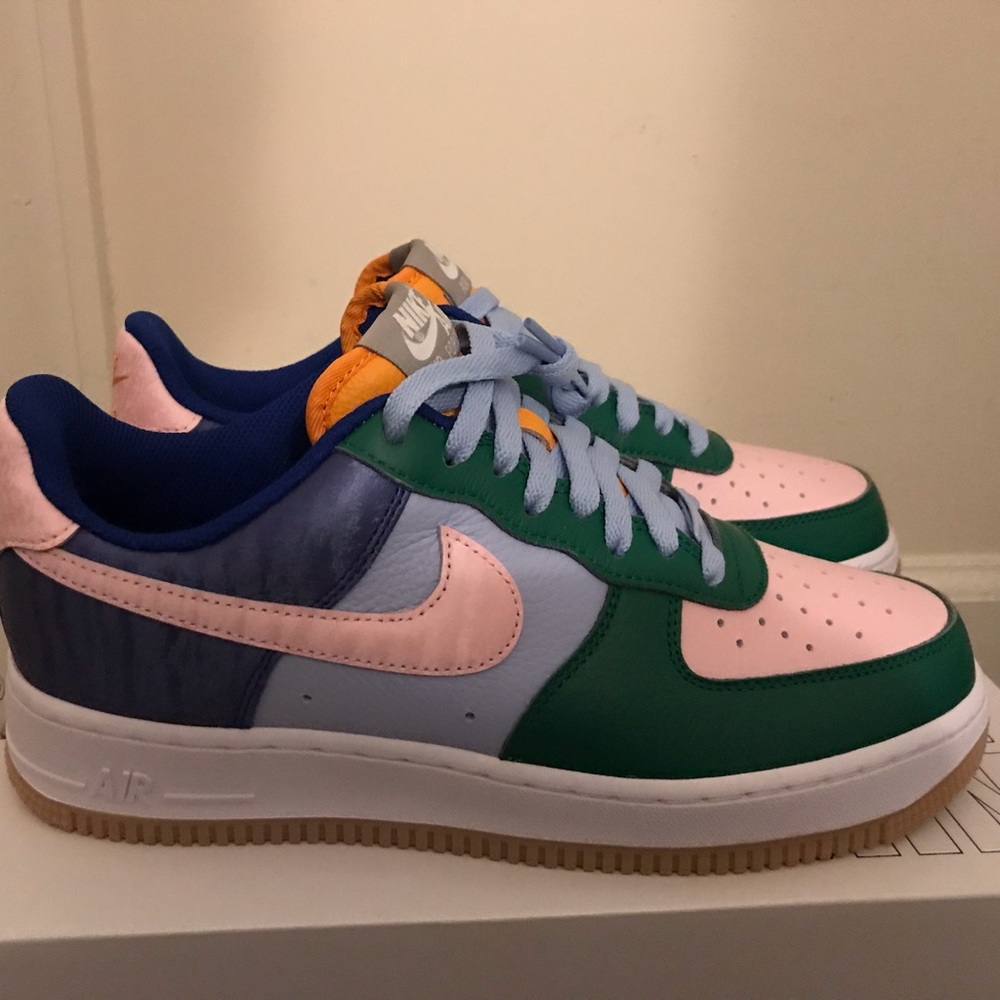 Nike Air Force 1 Sneakers Women’s size 9